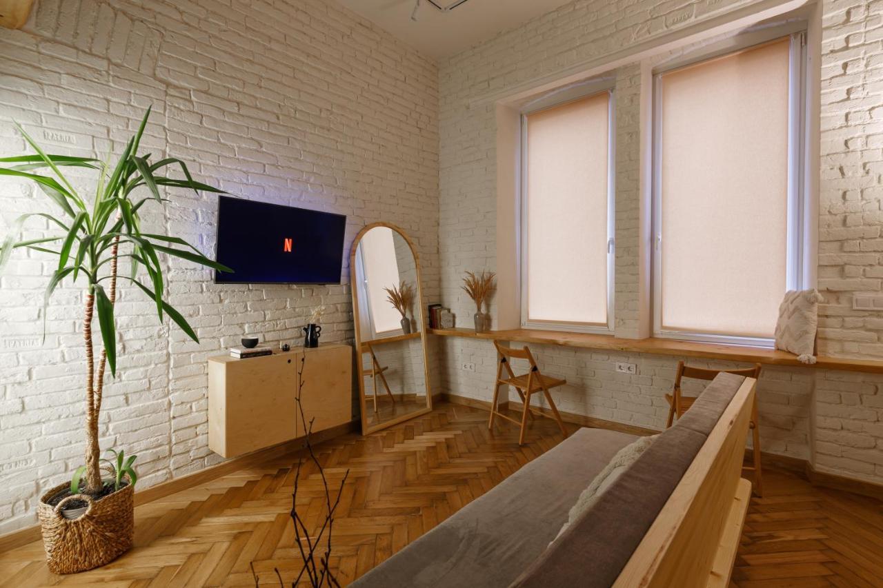 Passage Apartment Ивано-Франковск Экстерьер фото