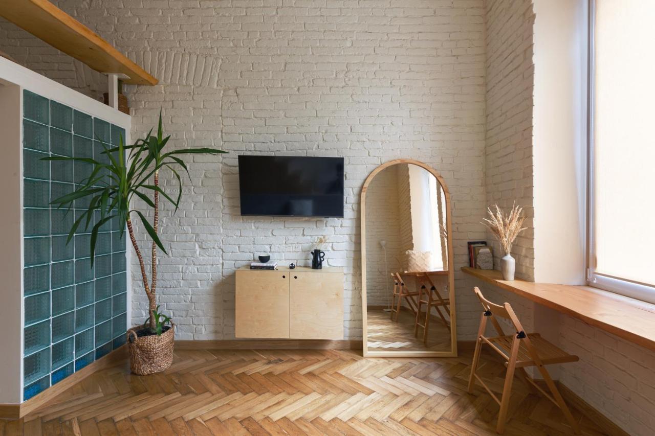 Passage Apartment Ивано-Франковск Экстерьер фото